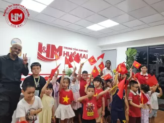 Hào khí dân tộc ”We love Viet Nam“